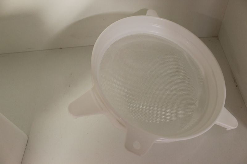 Hunajasiivilä 2 x muovi
